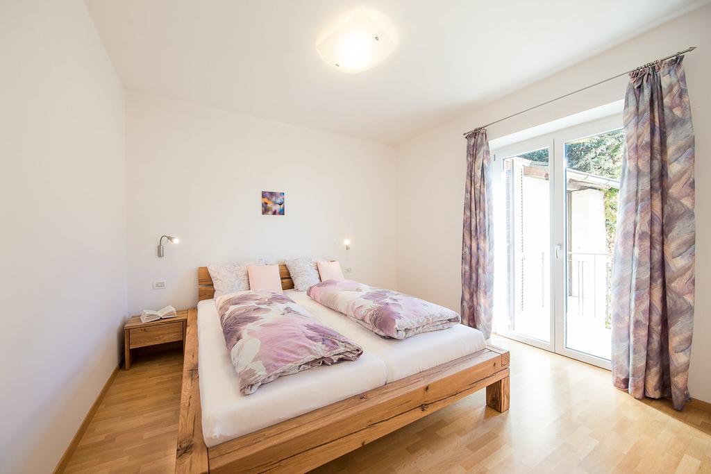 Haus Dorfblick Daire Caldaro Dış mekan fotoğraf